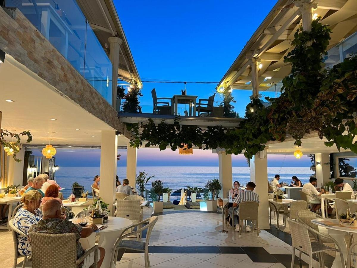 Romantic Palace Pensiune 3*